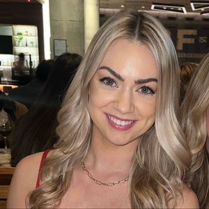 Meet your Posher, Alaina